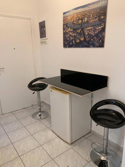 Athens Apartments For Rent Экстерьер фото